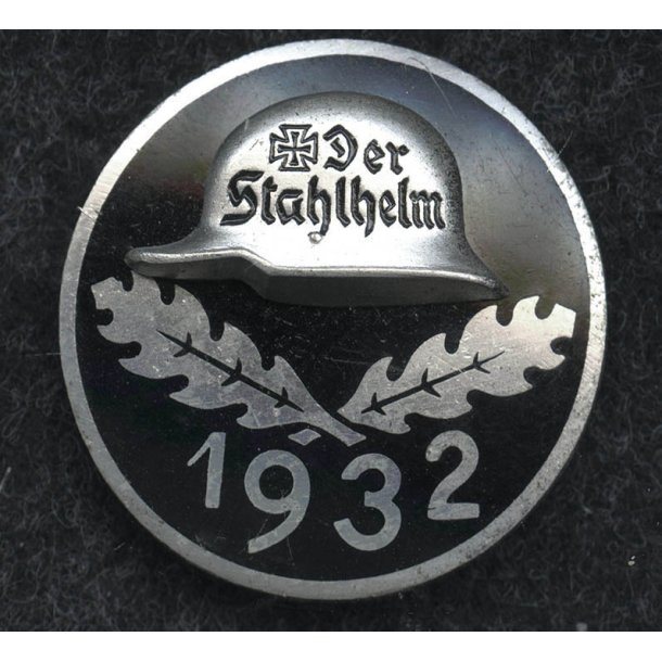 Der Stahlhelm 1932 badge