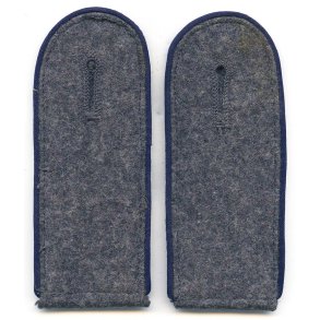 German WW2 Luftwaffe EM medical shoulder straps