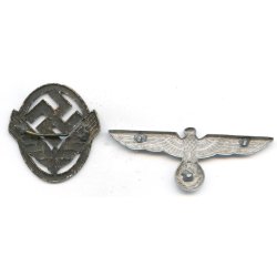 German WW2 2 x cap badges