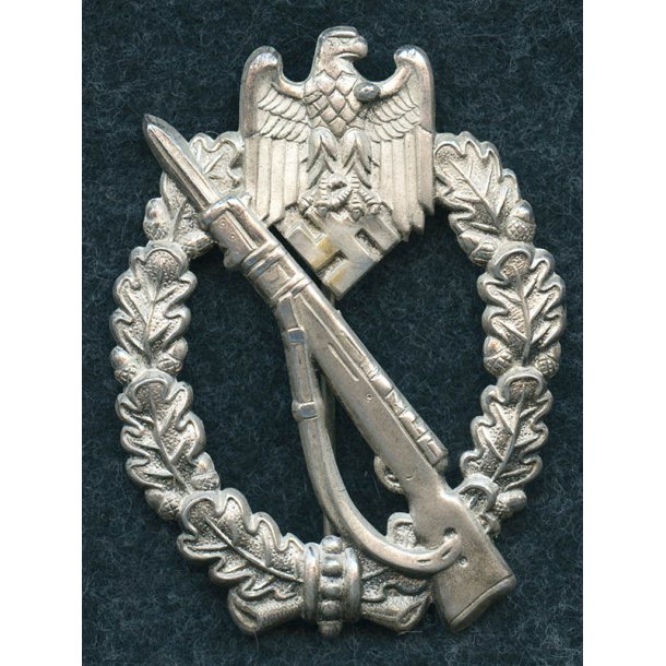 Infantry assault badge in Silver 'Otto Schickle'