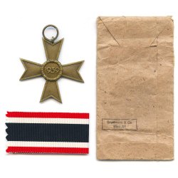 War merit cross 2 cl 1939 w/o swords '11' + Bag of issue