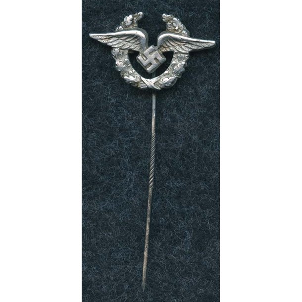 Luftwaffe Civilian Employees pin 'Juncker'