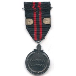 Finnish WW2 Winter war medal with swords for combatants 'RANNIKKOPUOLUSTUS'