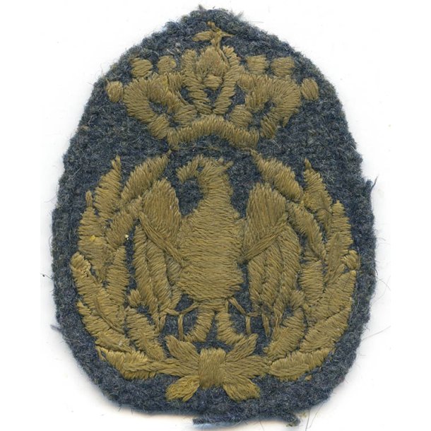 Italian WW2 Royal Airforce Airmans Cap Badge