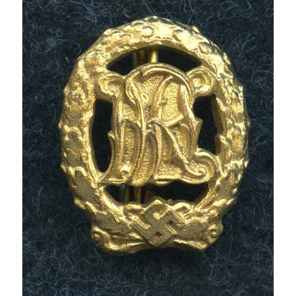 DRL sports badge in Gold miniature 'Wernstein'