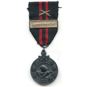 Finnish WW2 Winter war medal with swords for combatants 'RANNIKKOPUOLUSTUS'