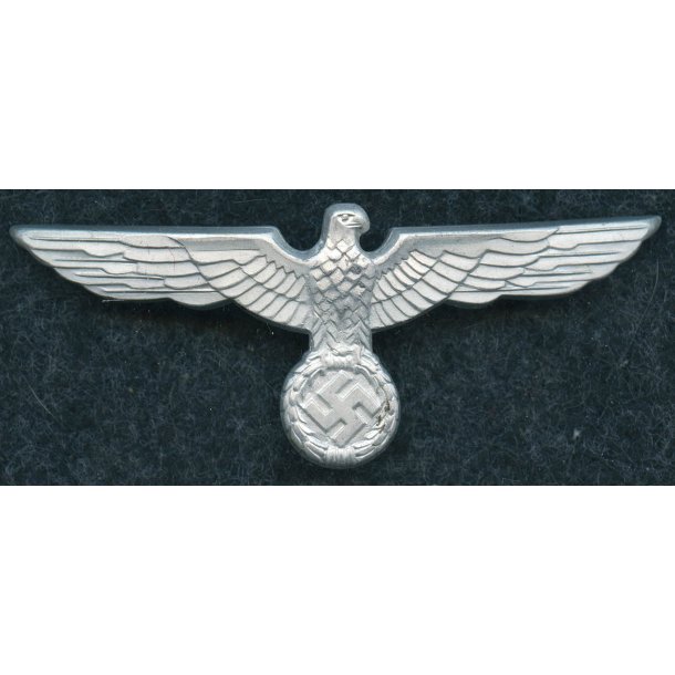 German WW2 Army EM/NCO/Officer's visor cap eagle in metal