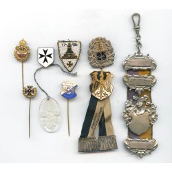 German WW1-2 Veteran association badges and pins