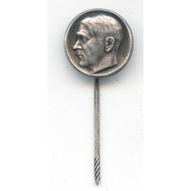 German WW2 Nationalsozialistische Volkswohlfahrt ( NSV ) honor badge