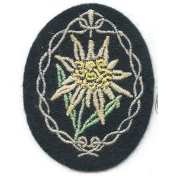 German WW2 Gebirgsj�ger Edelweiss sleeve badge