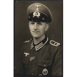 German WW1/WW2 Braunschweig IR-92/HR 17 Tradition Totenkopf cap badge